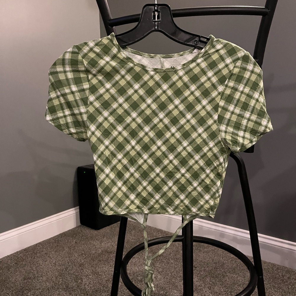 PacSun short sleeve tie waist T shirt